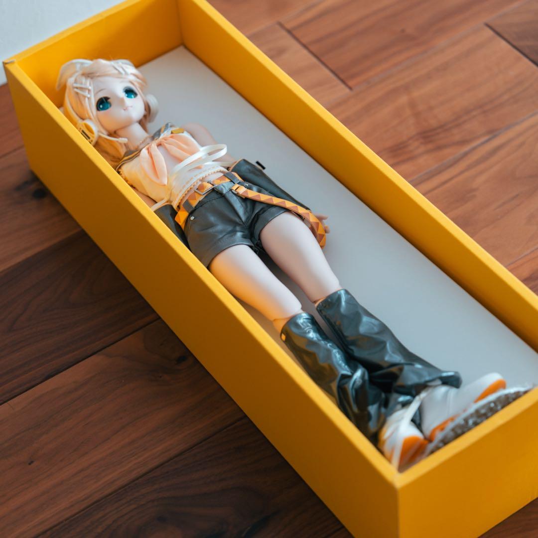 鏡音リン Dollfie Dream Sister ジャンパースカート付き