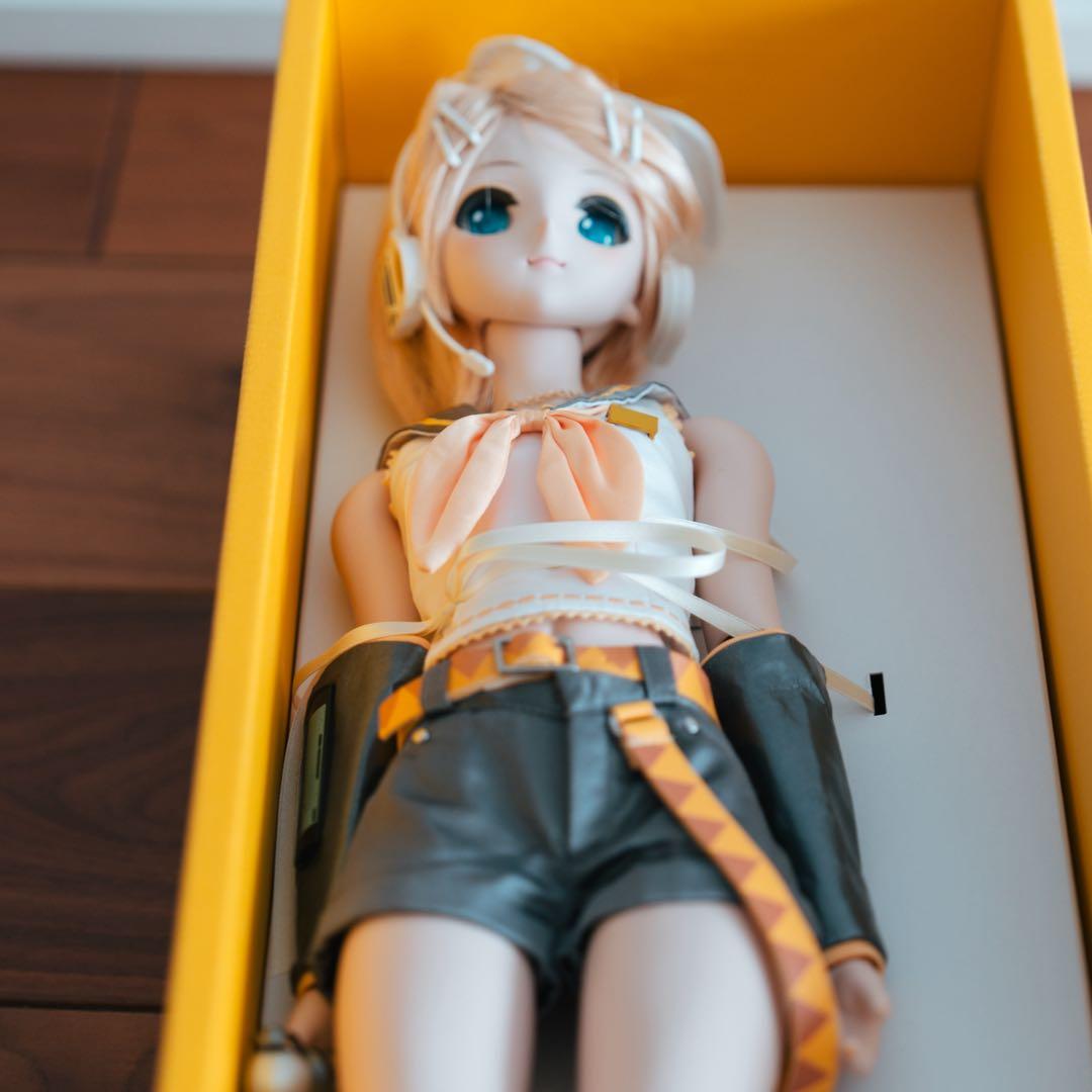 鏡音リン Dollfie Dream Sister ジャンパースカート付き