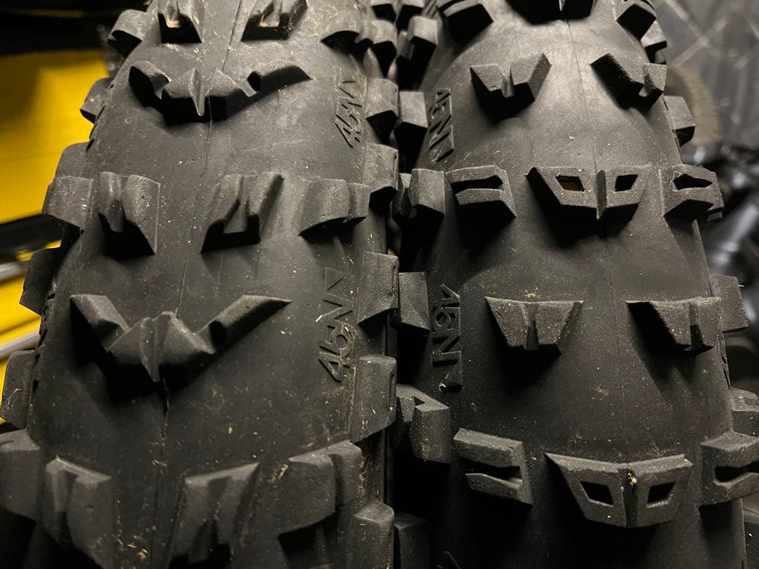 ‼️年末年始値引き‼️KONA WOZO 2021 ＆ SURLY・45nrth