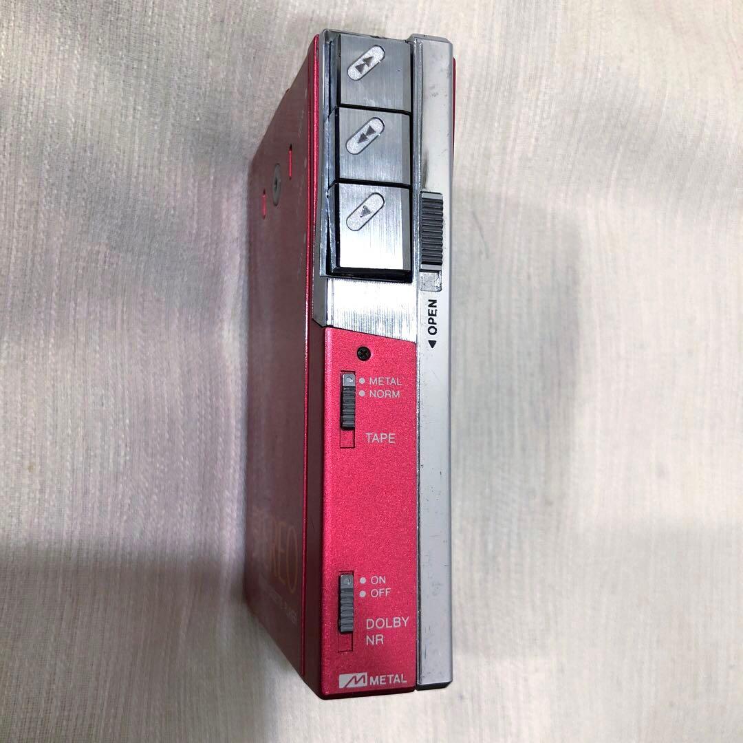 AIWA CassetteBoy カセットプレーヤー 赤 レトロ ジャンク