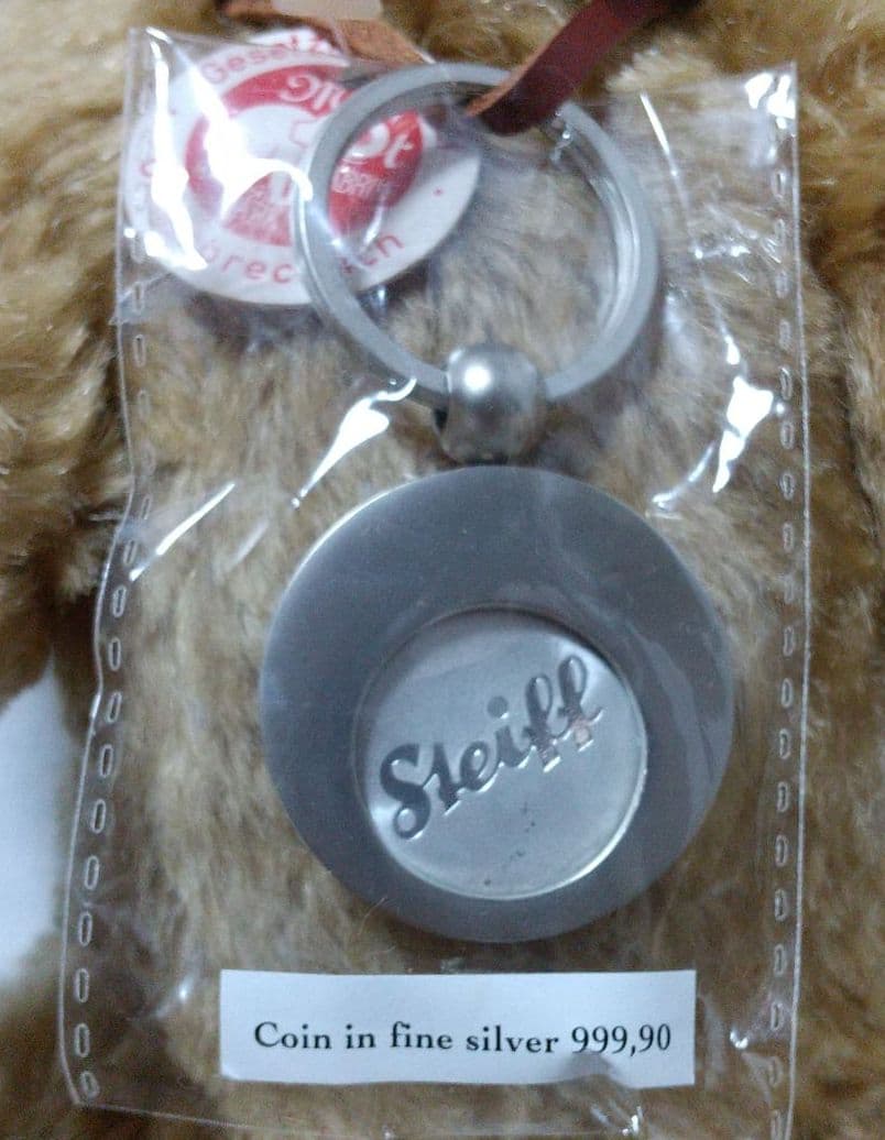 【Steiff】100周年記念で日本限定 1500体