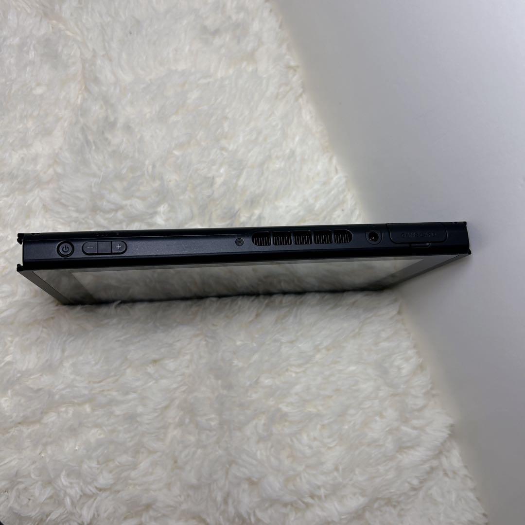 【極美品】Nintendo Switch 本体