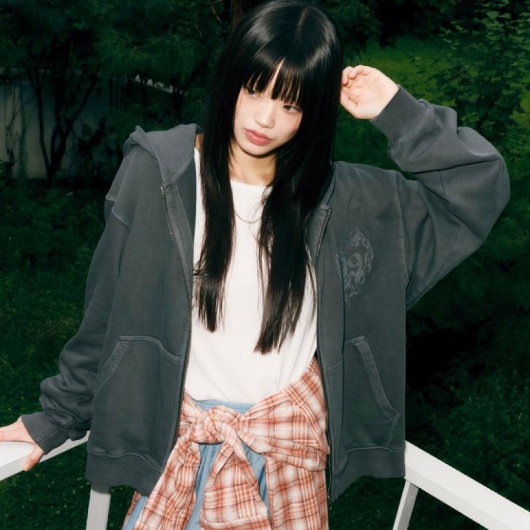 ENHYPEN AIRTISTMADE ソンフン チャコール M