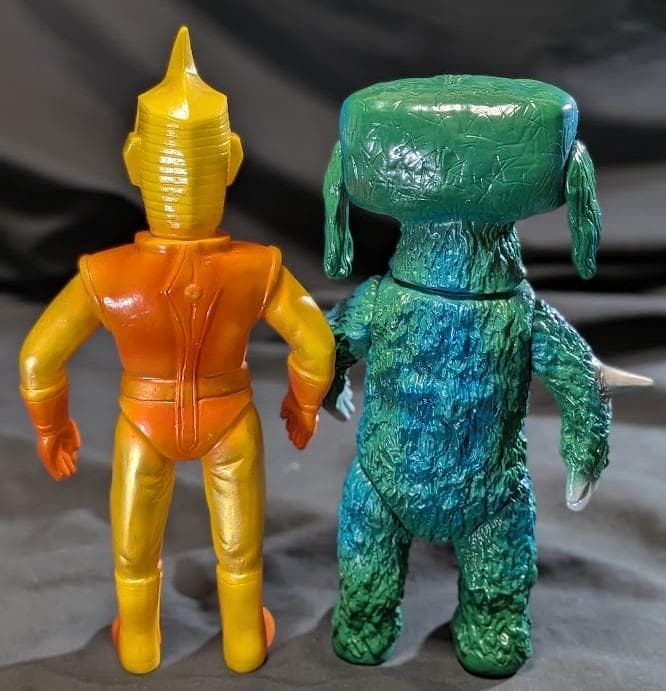 ギラギンド「スペクトルマン」登場怪獣（ベアモデル）ソフビフィギュア