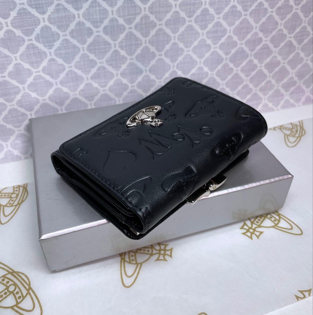 【新作✩内柄も素敵】Vivienne Westwood 三つ折り財布 マット黒