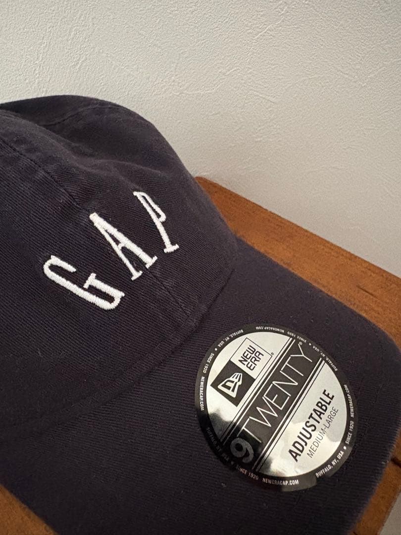 限定コラボ　GAP ✕ NEWERA　ロゴ　キャップ　ニューエラ　ギャップ
