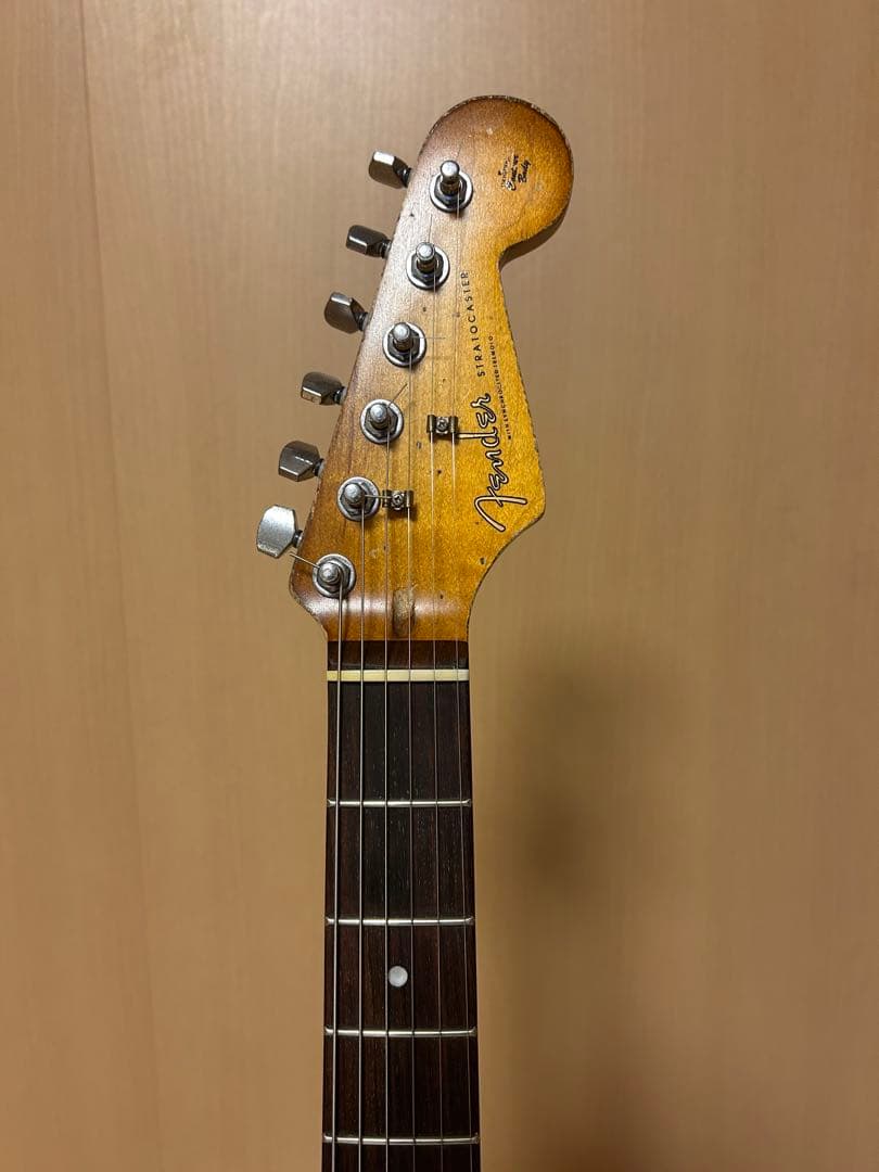 ノーブランド　ストラトキャスタータイプ