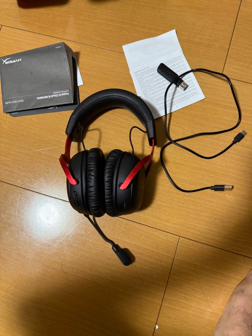 HyperX Cloud III Wireless ゲーミングヘッドセット