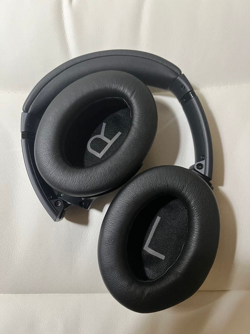 美品 BOSE QuietComfort 45 ブラックワイヤレスヘッドホン