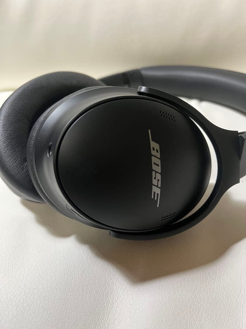 美品 BOSE QuietComfort 45 ブラックワイヤレスヘッドホン