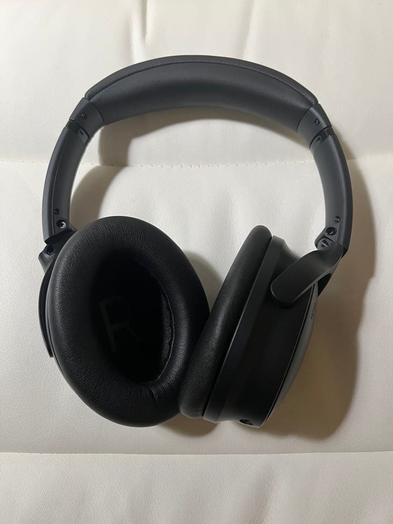 美品 BOSE QuietComfort 45 ブラックワイヤレスヘッドホン