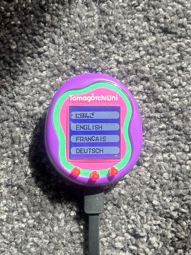 たまごっちユニ 本体 ケース付き