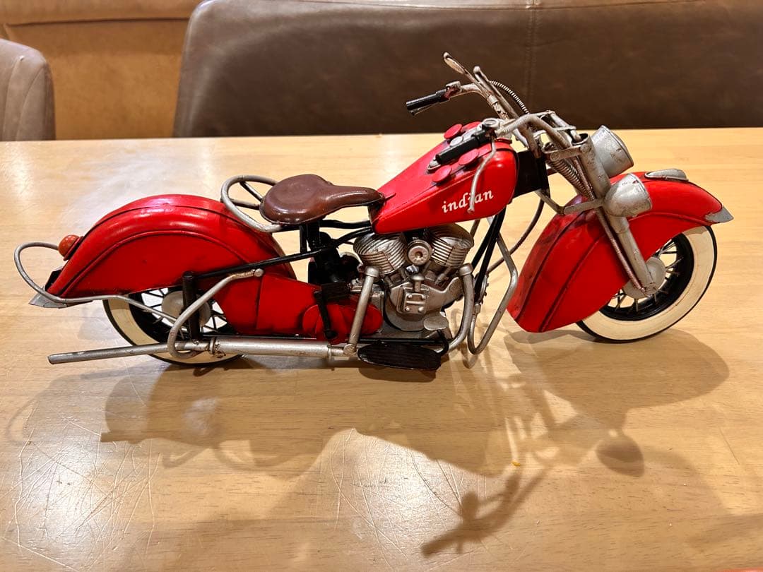インディアンモーターサイクル　indian ダイキャスト　ブリキ　インテリア