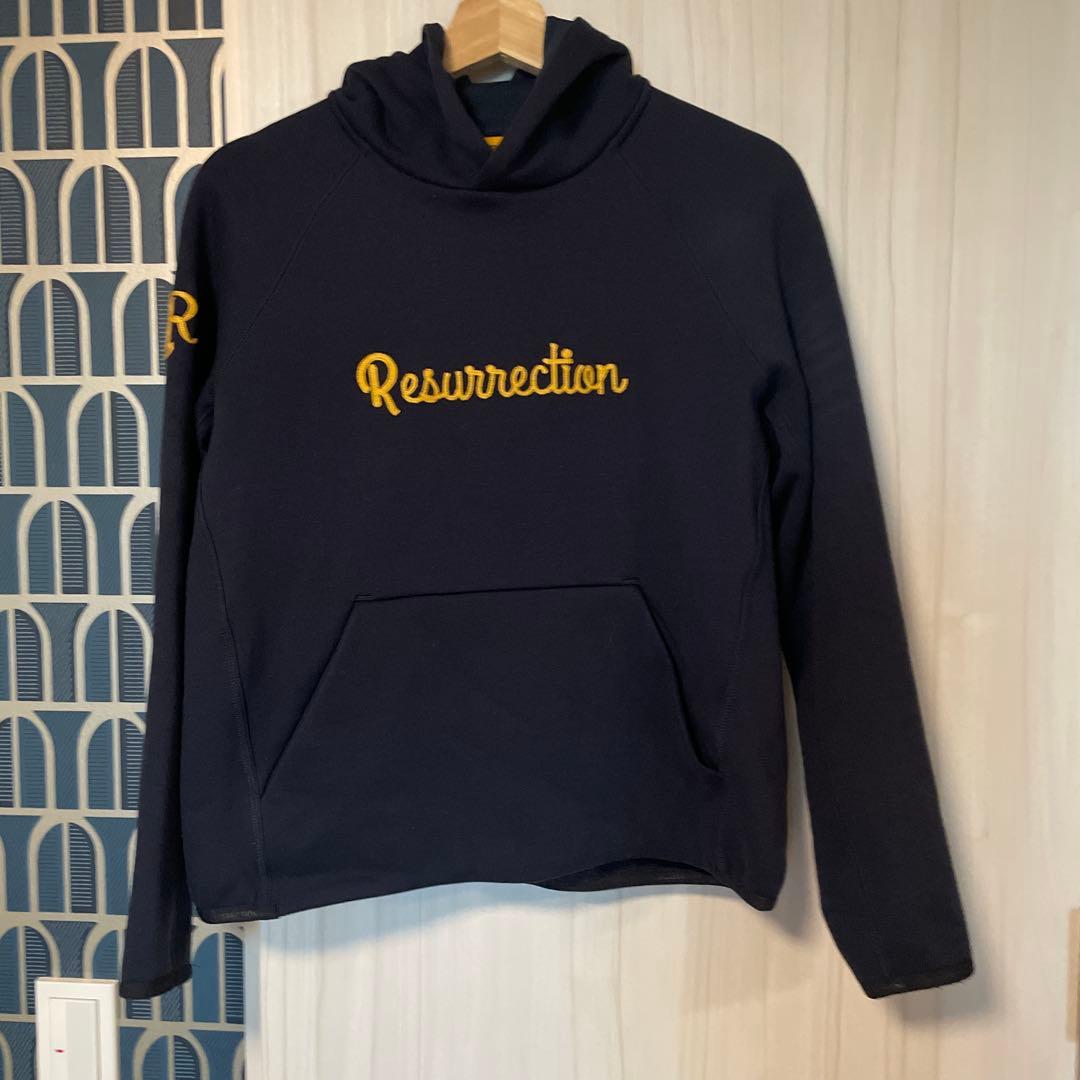 レザレクションネイビー フード付き 裏起毛パーカー