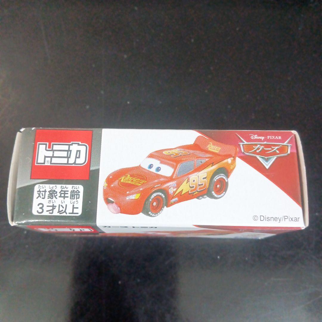 カーズ トミカ ライトニング・マックィーン ジャンプタイプ