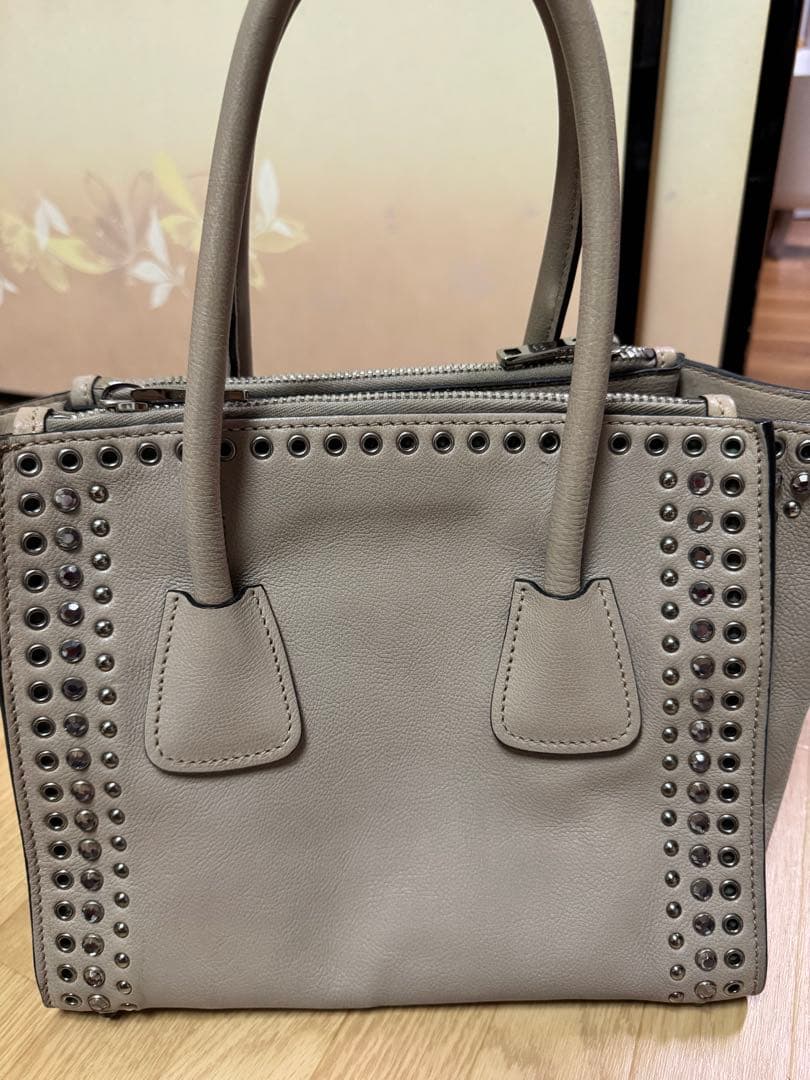 金・土・日限定 PRADA プラダ スタッズ レザー 2WAY トートバッグ