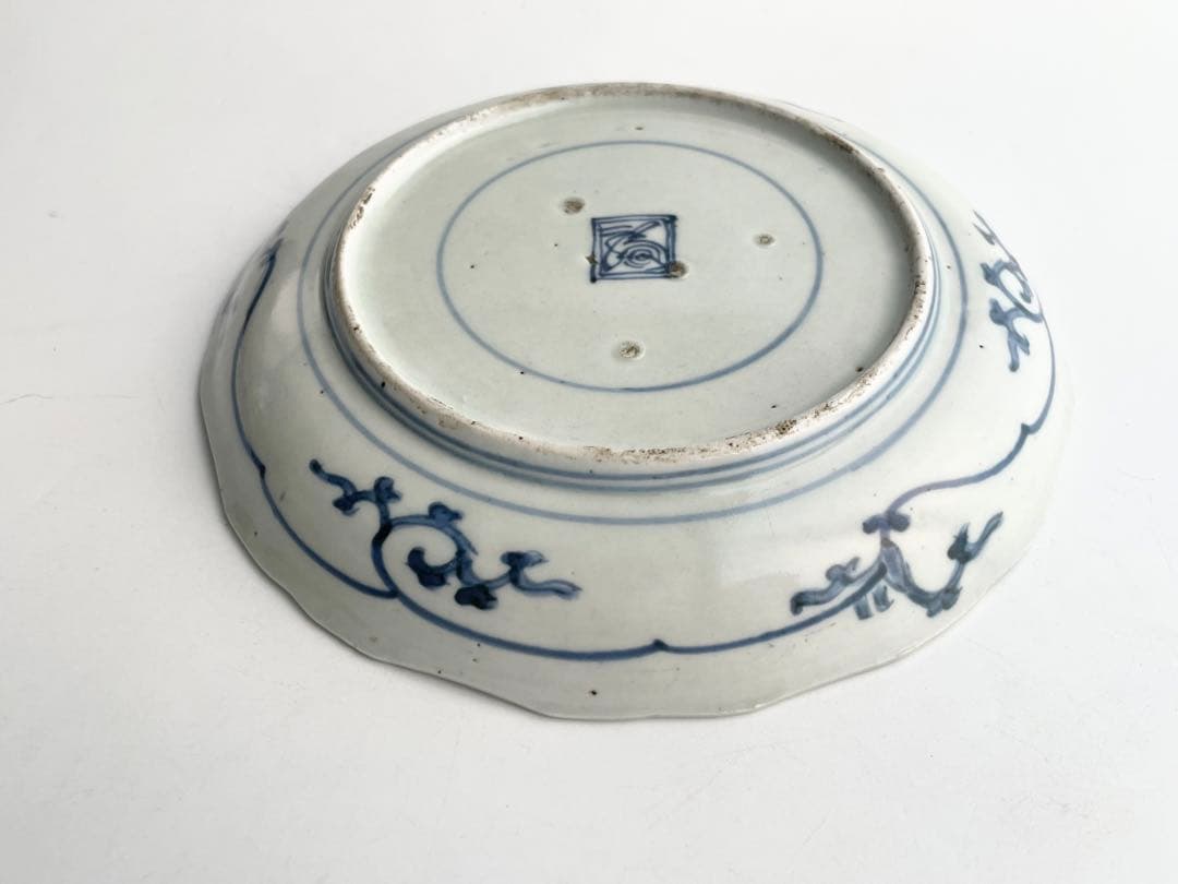 骨董　アンティーク　古伊万里　染付　波濤桜捻文様　六寸皿　丸皿　輪花皿　渦福