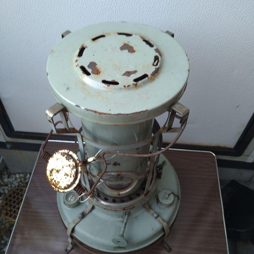 アラジンの石油ストーブ