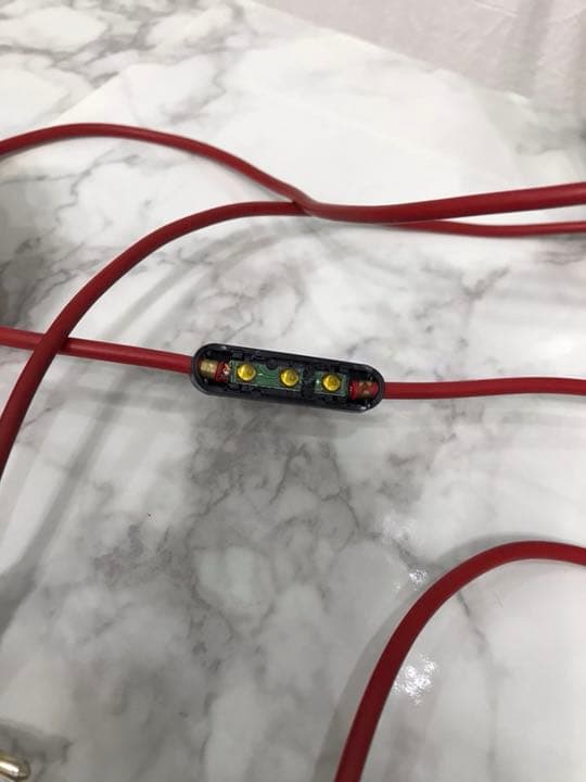 beats  ヘッドフォン