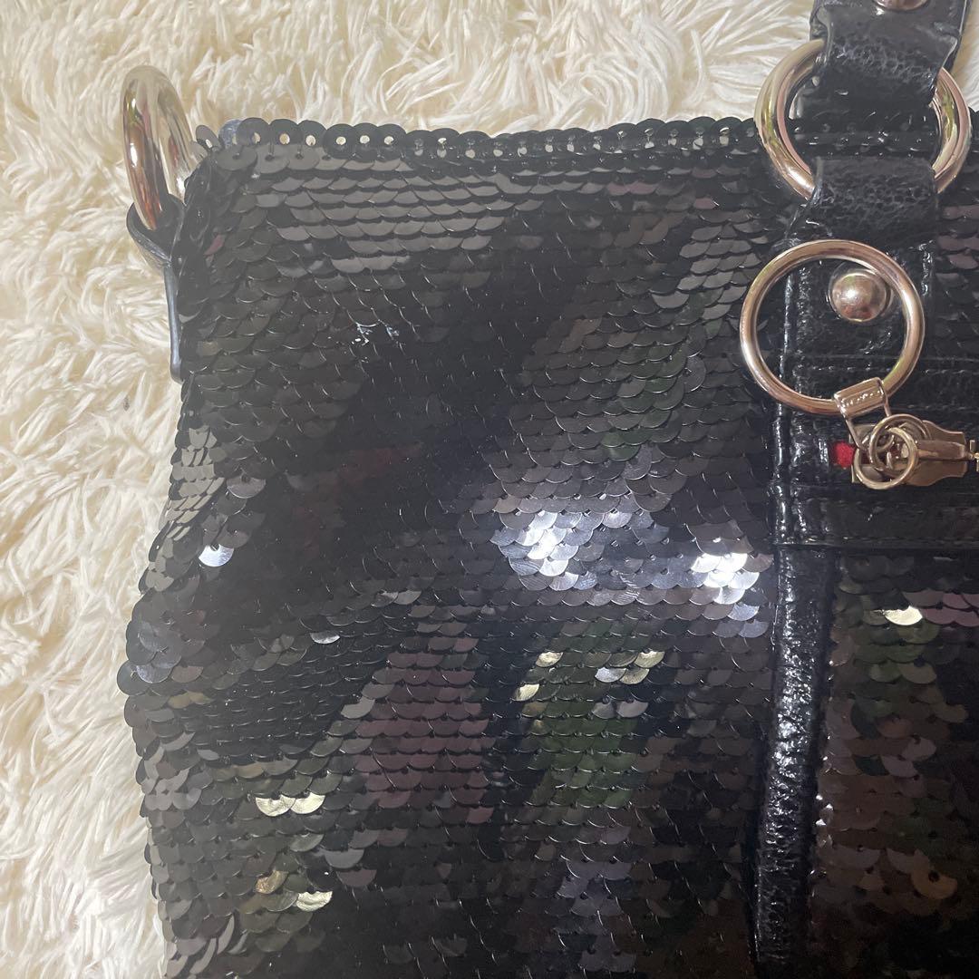 コーチスパンコールバッグ　ブラック