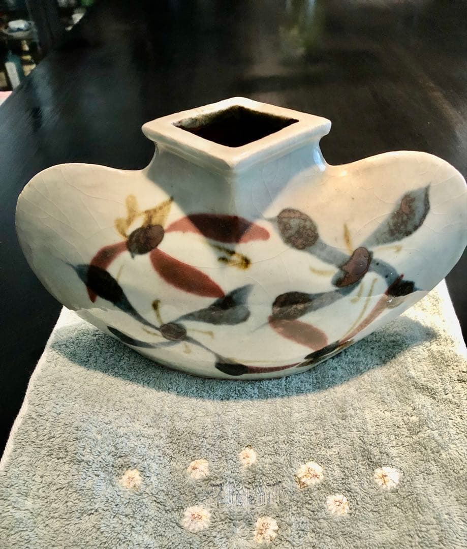 陶芸品　ハート型の 花器