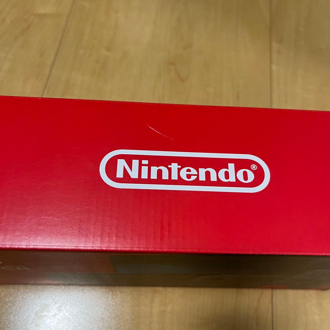 ニンテンドーSwitch 任天堂　本体　グリップコントローラー Fit