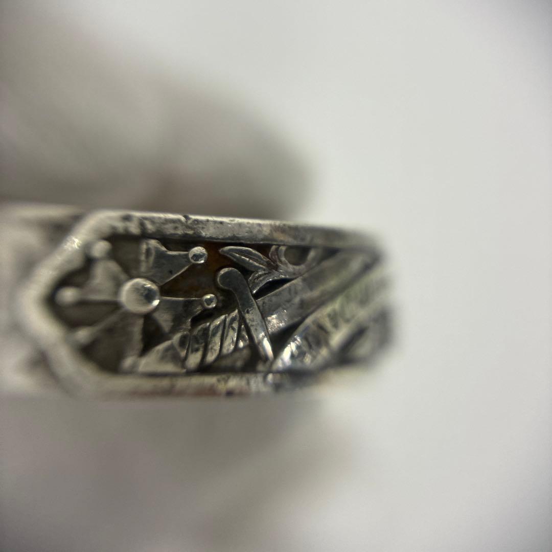 ここあ. 　Justin Davis シルバーリング 装飾的な彫刻