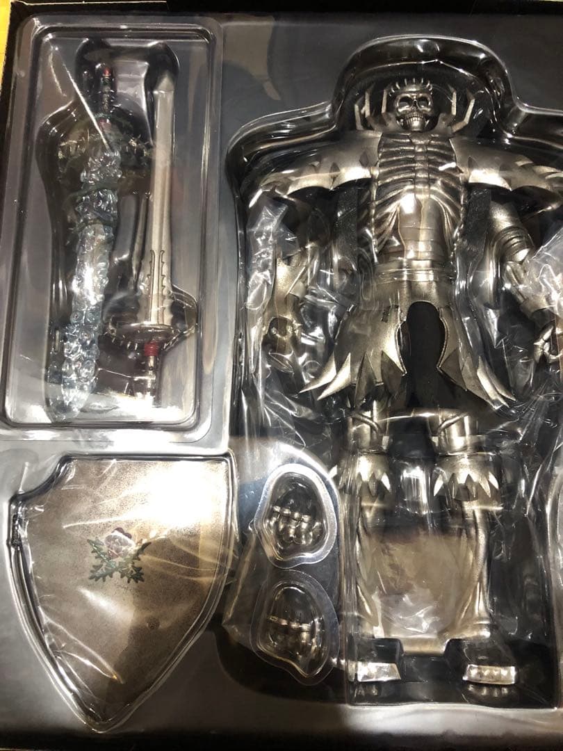 スリーゼロ threezero 1/6 髑髏の騎士 グリフィス　ベルセルク