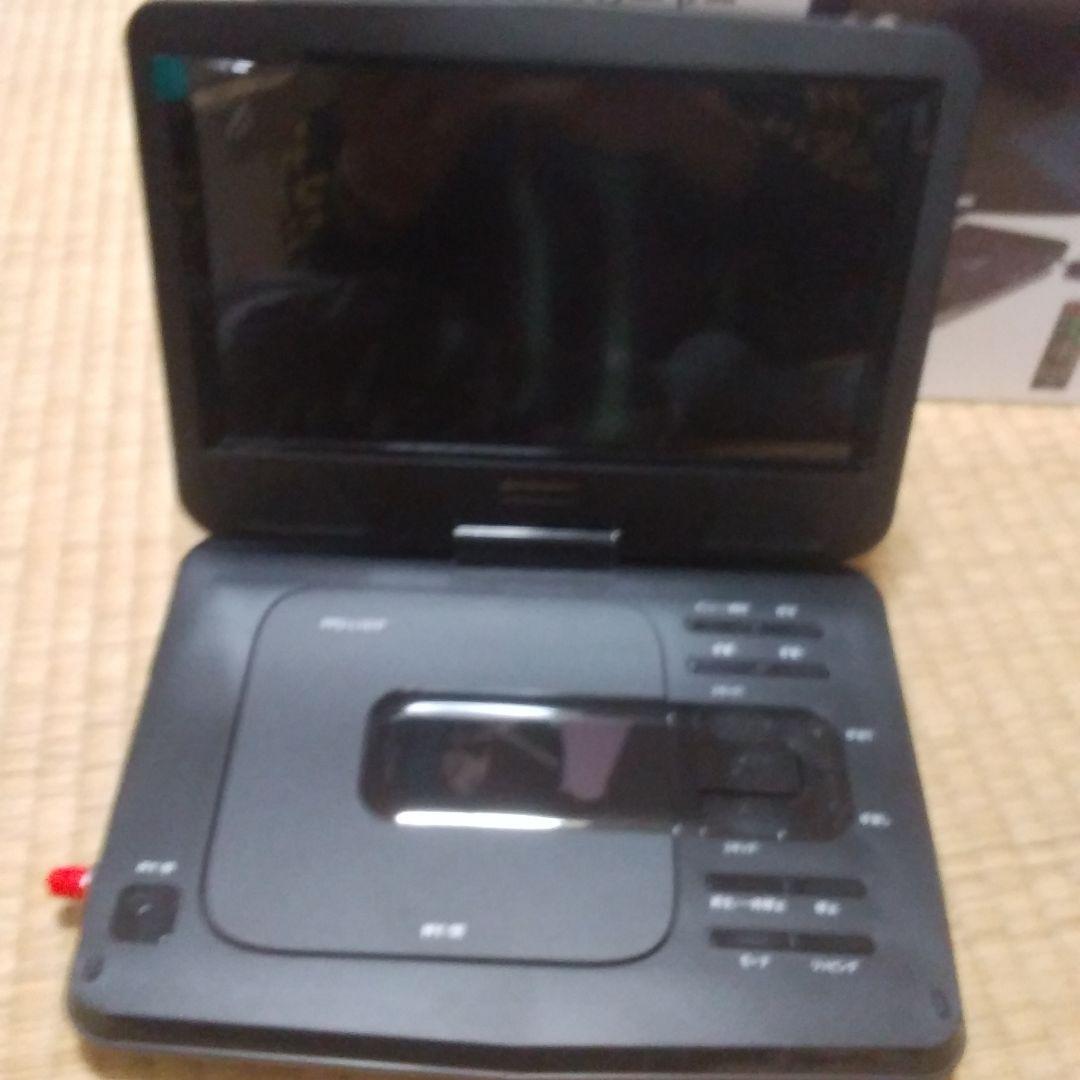 DVDプレイヤー、フルセグ付き10.1インチ(新品同様）