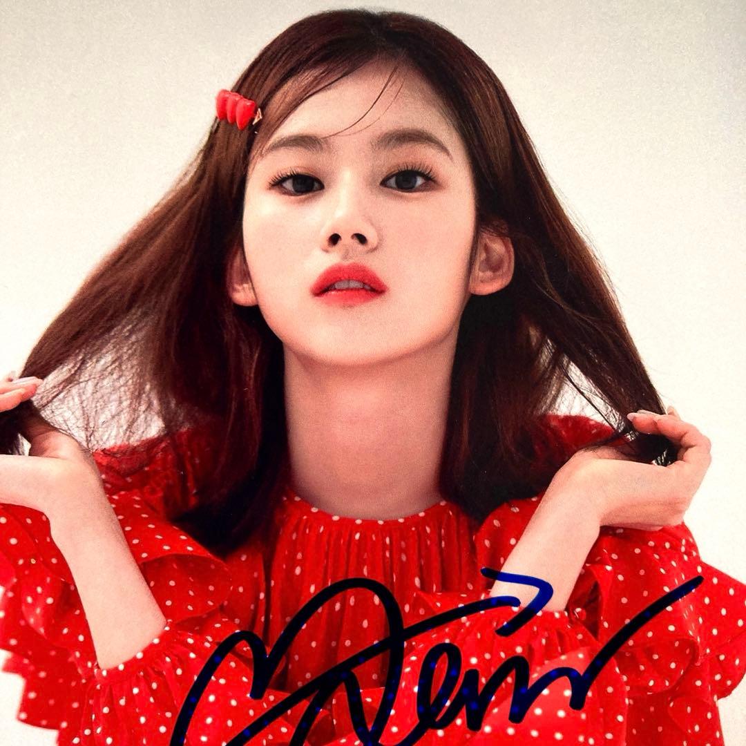 サナ直筆サイン入り2Lサイズ写真…SANA…TWICE…