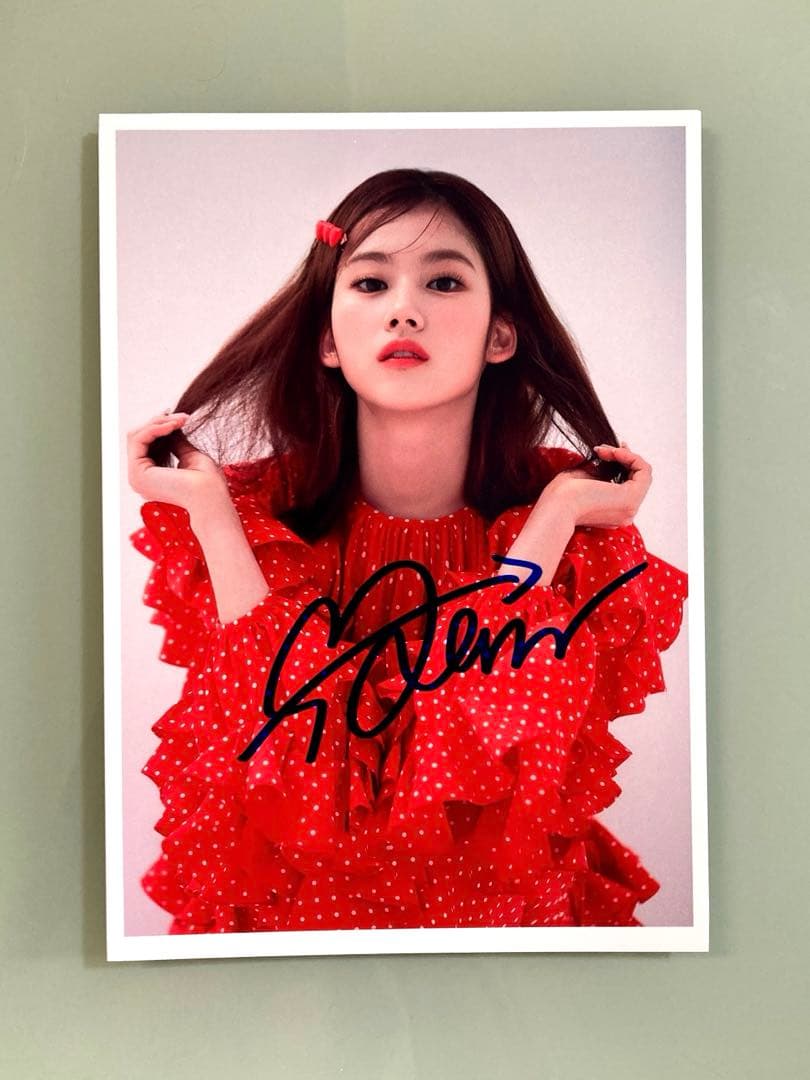 サナ直筆サイン入り2Lサイズ写真…SANA…TWICE…