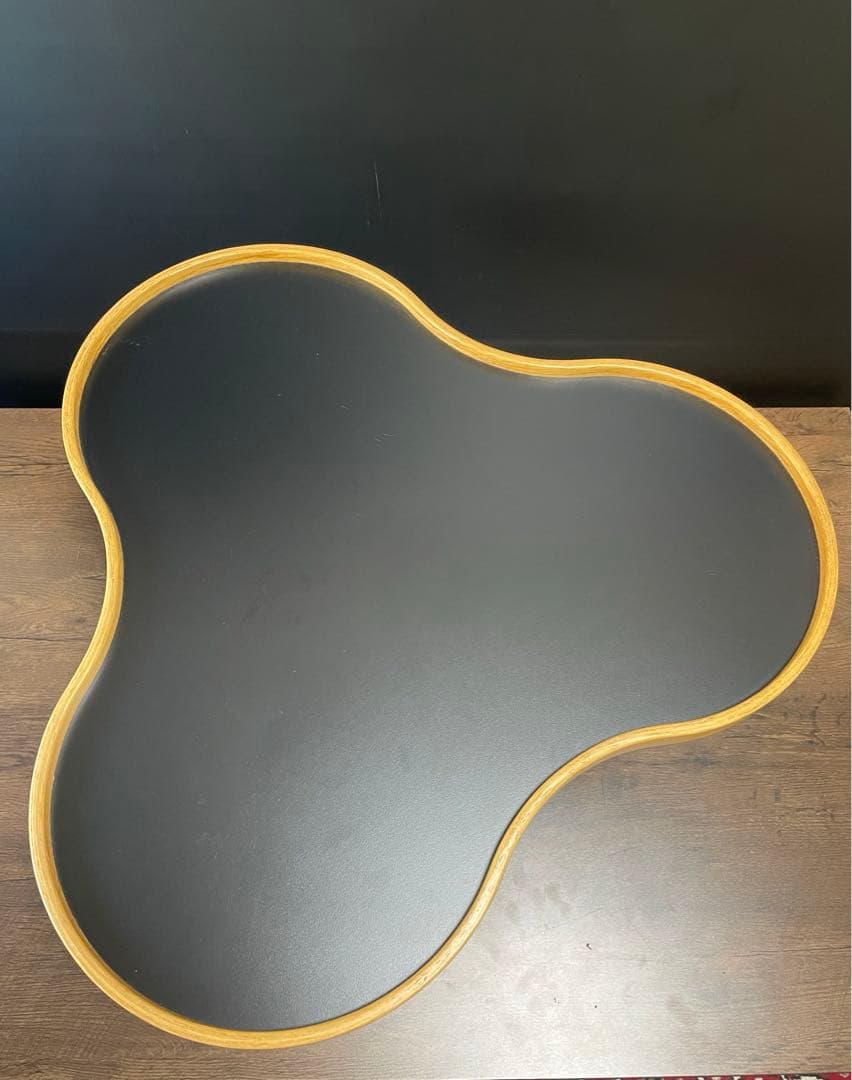 にゃんこスター 　SWEDESE Flower Table