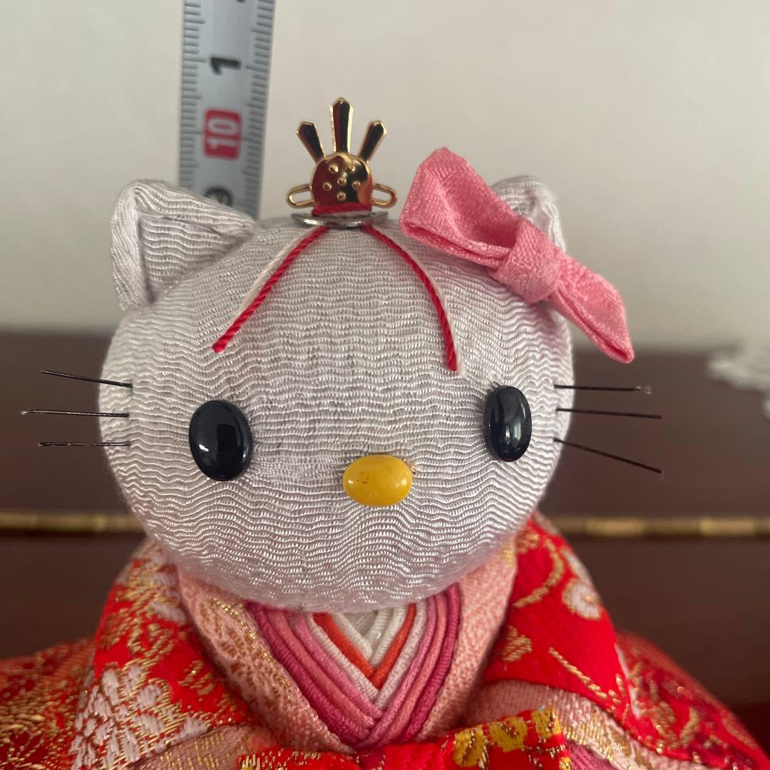 ハローキティ 和風飾り　木目込み雛人形