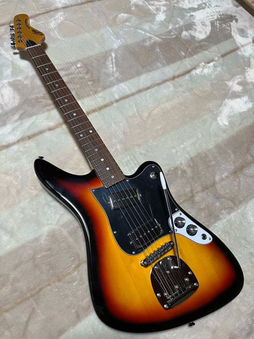 Aria Retro Classics RETRO-1532J 3TS　ビザール