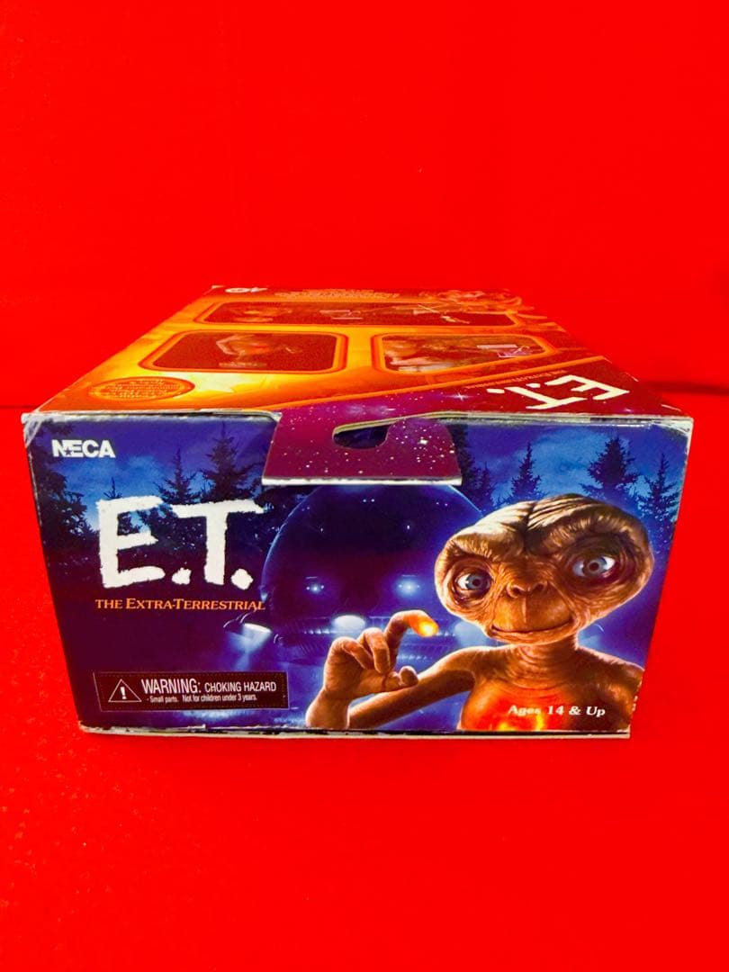 E.T. ET Deluxe Ultimate NECA フィギュア 海外限定