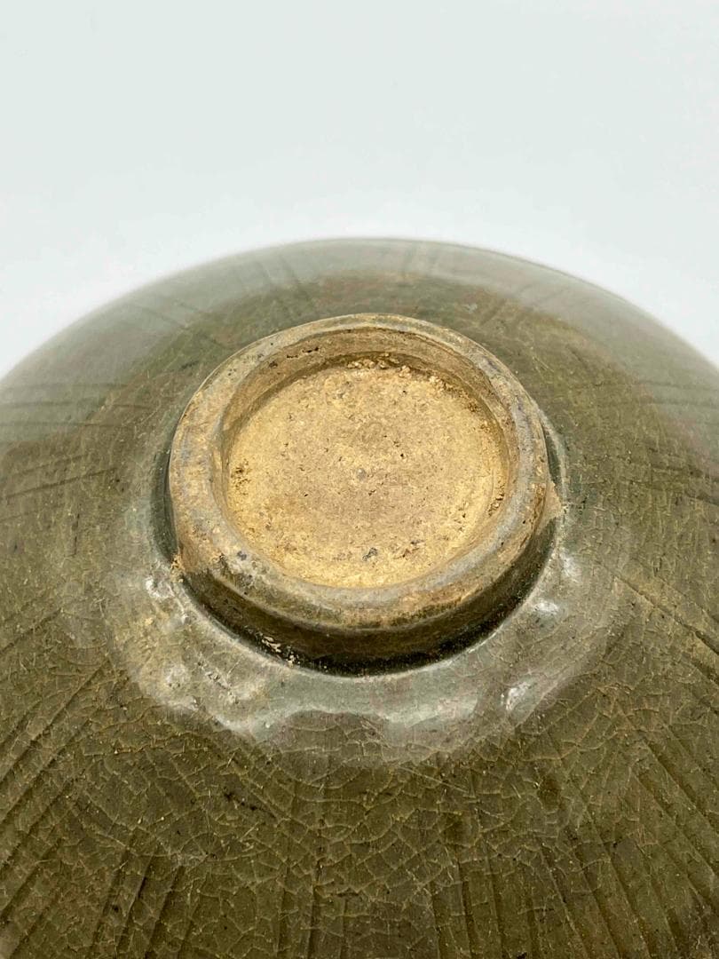 宋時代　青磁　越州窯刻花文碗　茶鉢　越窯 唐物　古賞物　時代物（F117）