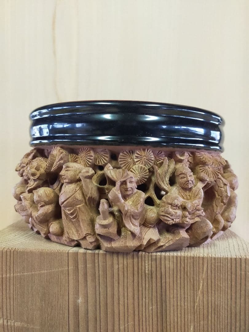 欅香炉台 一刀彫５寸 １６羅漢