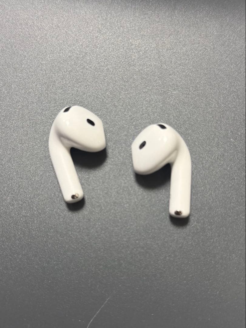 イヤホン AirPods 4