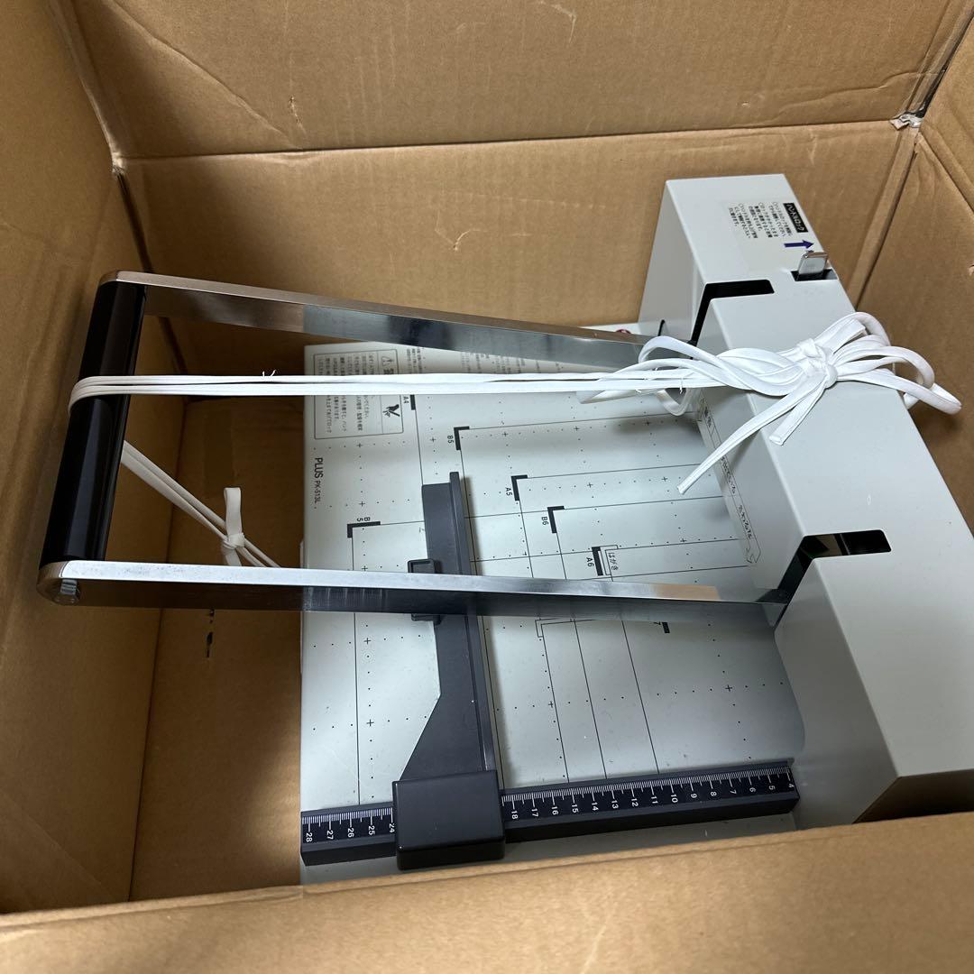 PLUS 26-106 PK-513L 手動裁断機