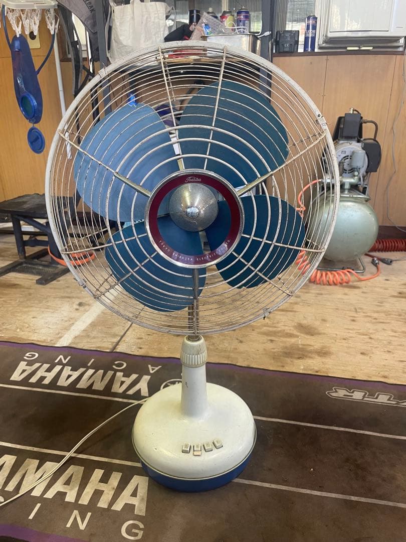 アンティーク　レトロな東芝扇風機