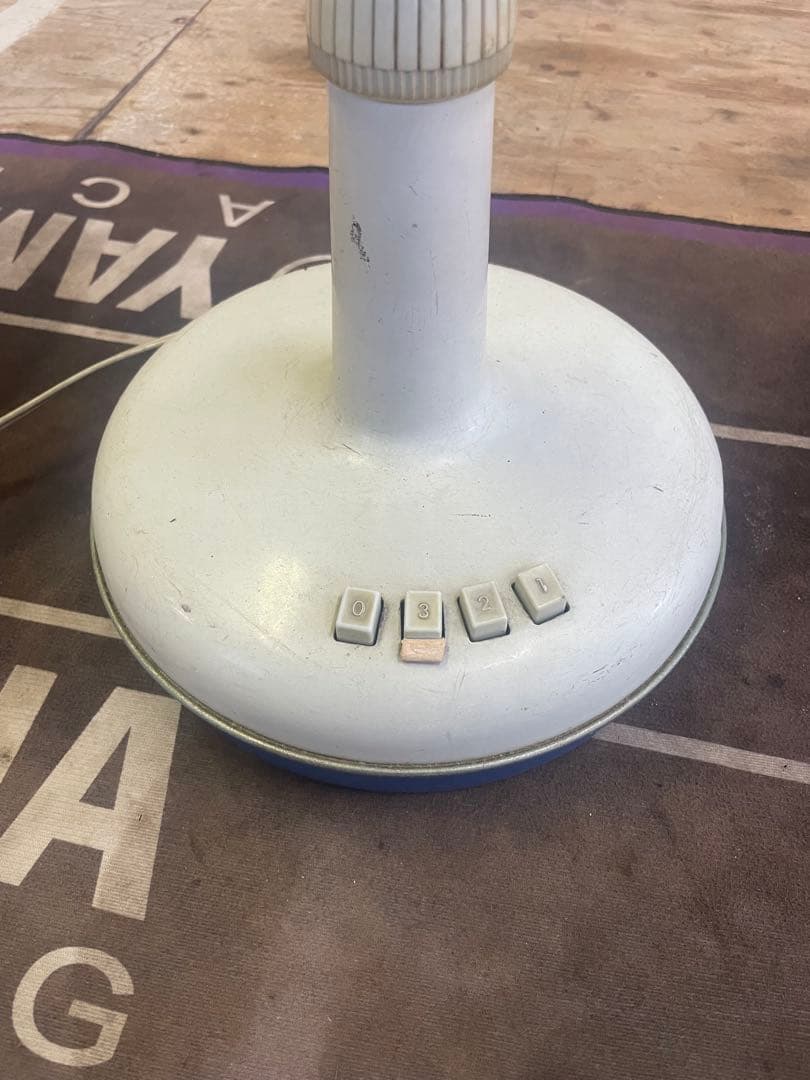 アンティーク　レトロな東芝扇風機