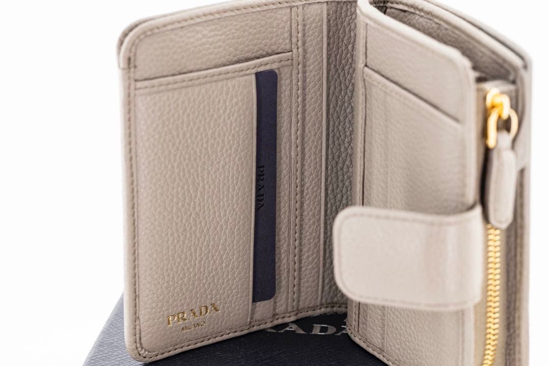 新品Prada[プラダ] ２つ折財布 レディース 1ML018