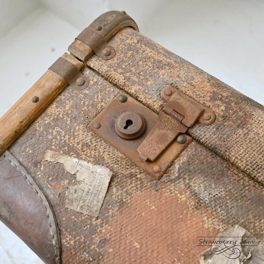 L3612-99-1 英国アンティーク トランク レザーバック 収納 レザー