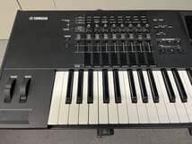 新品同様　ヤマハ MOTIF モチーフ　XF7 シンセサイザー　キーボード