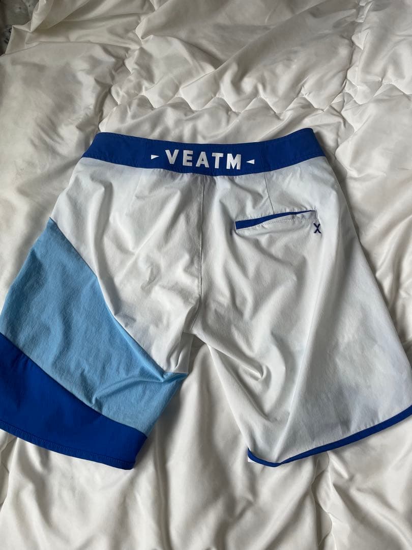 VEATM ボードショーツ ホワイト/ブルー