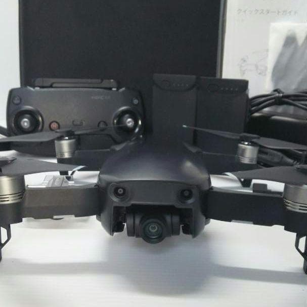 ドローン DJI MAVIC AIR (黒）ケース付きセット