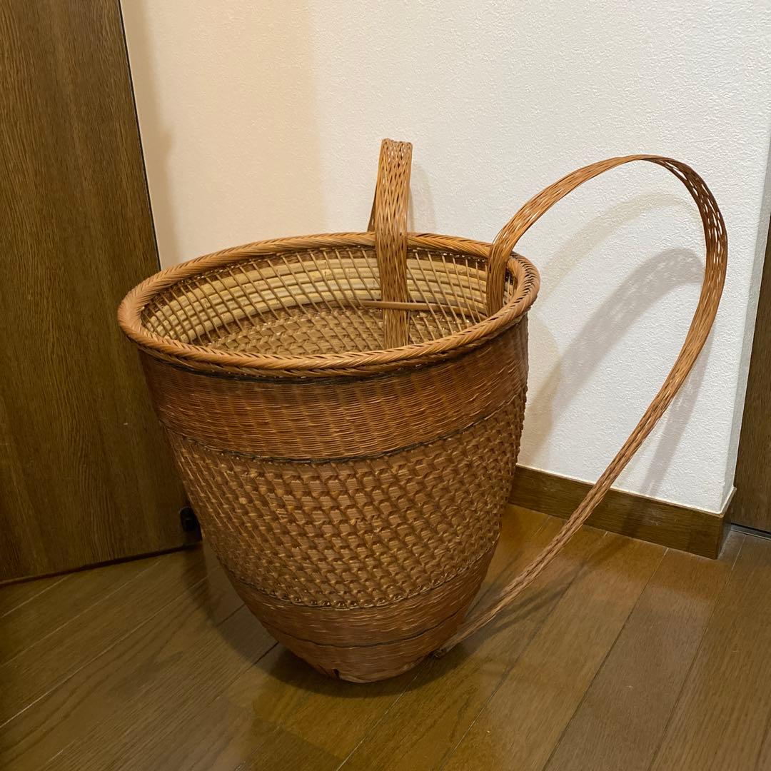 背負い籠　しょいかご　籠　アンティーク　骨董　プランターカバー　鉢カバー