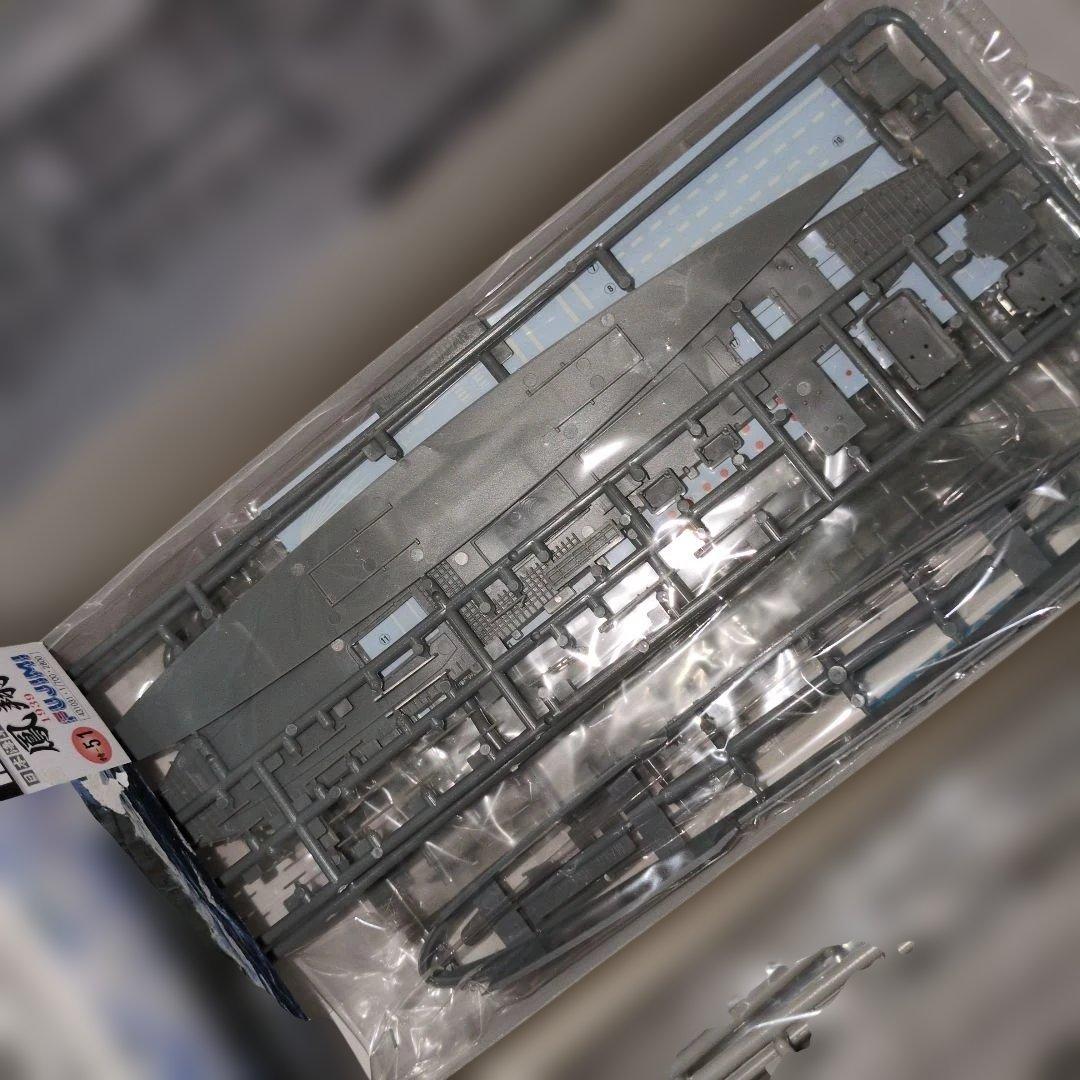 ハセガワとフジミの1/700空母　赤城(三段甲板)と鳳翔龍驤とハセガワの複葉機