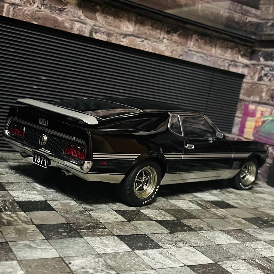1/18 AUTOart フォード マスタング マッハ1 1971