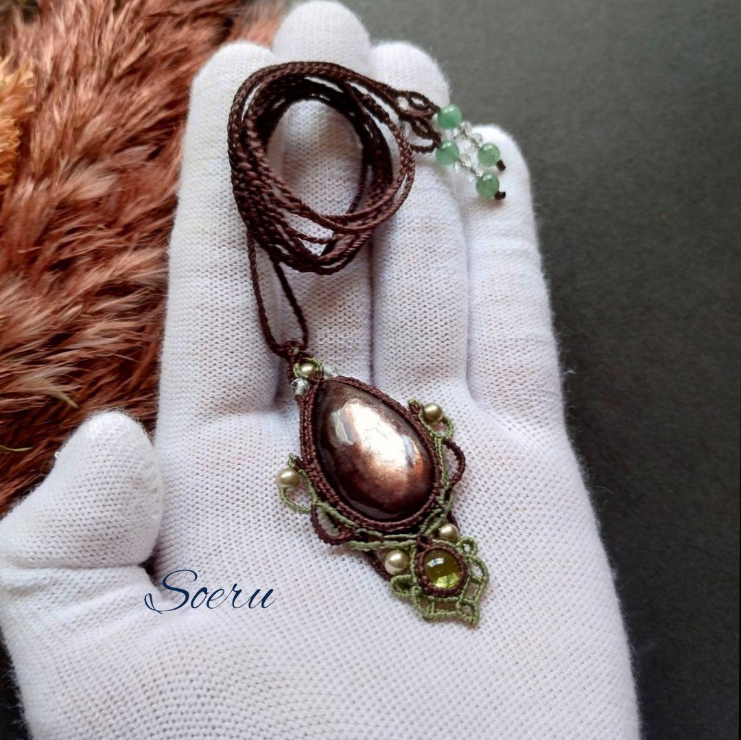 レピドライト＆ペリドットのマクラメ編みネックレス　ペンダント　天然石